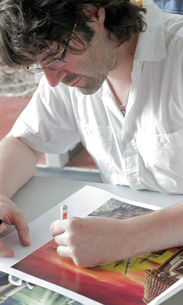 Pedro Soto signing illustrations